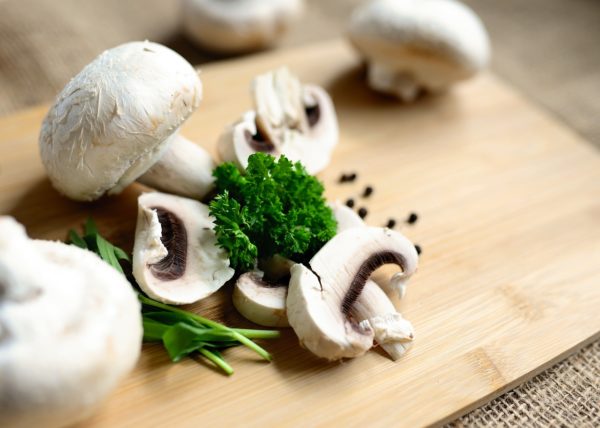 mushrooms-g9ab1668f3_1280